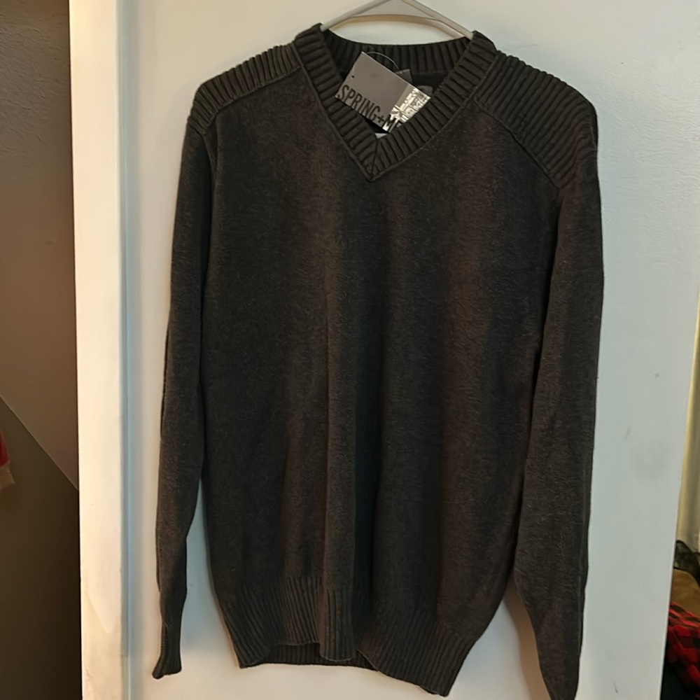 NWT - Medium sweatshirt! Perfect for dress up or casual wear-khakis or jeans!